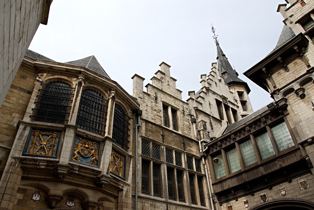 antwerpen belgie anvers diamanthandel diamanten hdr grote markt brabofontein kasteel het steen sint pauluskerk Plantin Moretus olv kerk